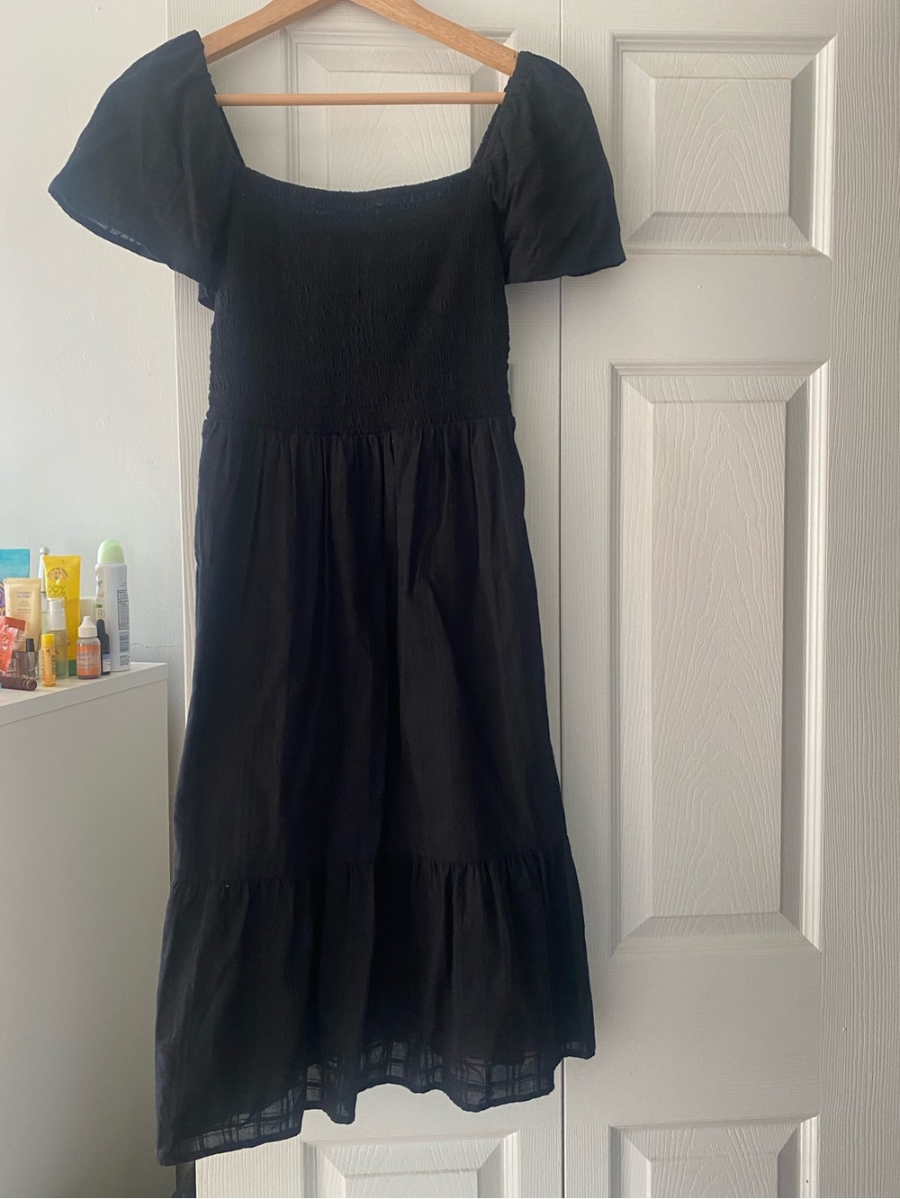 Gap Black Puff-Sleeve dress